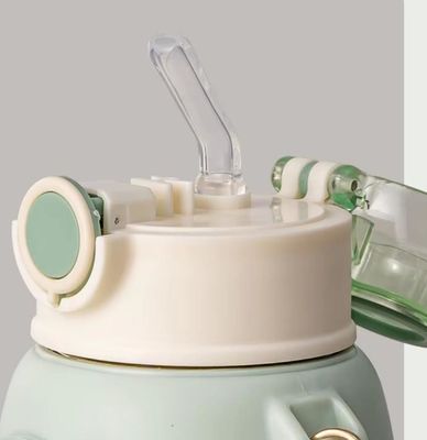 Desenho de desenhos animados de atividades ao ar livre 500 ml de aço inoxidável Copo de termo para crianças com tampa de palha
