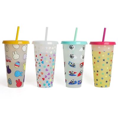MUGS 24OZ BPA livre bebidas refrigeradas de plástico Tumbler com copo de mudança de cor tampas e palha