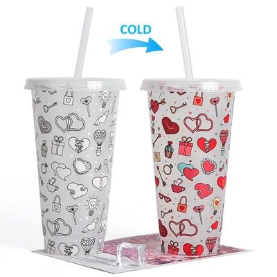 Promoção Entrega Reutilizável Livre de BPA Impressão personalizada Copo de café de plástico com tampa e palha