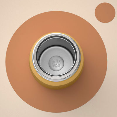 Desfrute das suas bebidas em movimento com este copo termo de aço inoxidável 304 à prova de vazamento 380ml