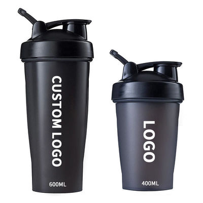 400 ml Fitness Plástico Negro Gym Blender Shaker Cup Protein Shaker Botelho para Versátil