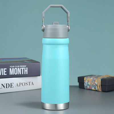 Garrafa de água para desportos ao ar livre de 550 ml/650 ml com bebida direta e design isolado