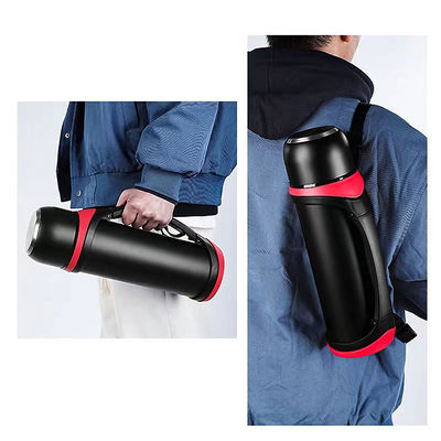Desenho Desportivo Grande Capacidade 2QT 64oz Botella Isolada a Vácuo Com Copo Para Bebidas Quentes