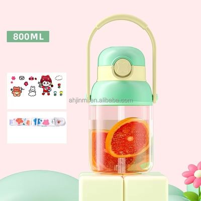 Estilo de design minimalista 800ml garrafa de plástico para esportes ao ar livre chaleira para adultos