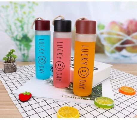 Em estoque, garrafa de água de vidro de 400 ml para caminhadas e atividades ao ar livre, feita sob medida, aceita