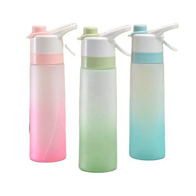 Espaço de fitness ao ar livre 156g Grande capacidade Gradiente Copo de água desportivo colorido com palha