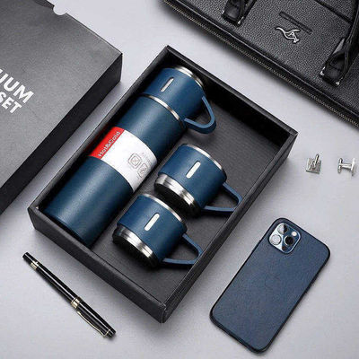 Capacidade 500ml Conjunto de presentes corporativos personalizados com garrafa de água de aço inoxidável e tampas