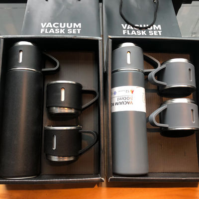 Capacidade 500ml Conjunto de presentes corporativos personalizados com garrafa de água de aço inoxidável e tampas