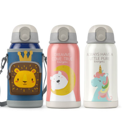 Aplicável Pessoas 550ml Cartoon Cute Crianças Copo de Água Com Smart Cover