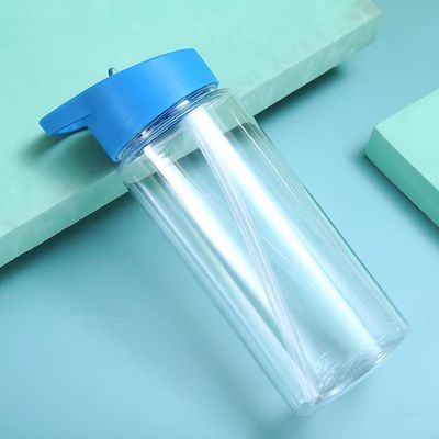 Garrafa de bebidas de verão de design contemporâneo transparente com infusor e logotipo personalizado