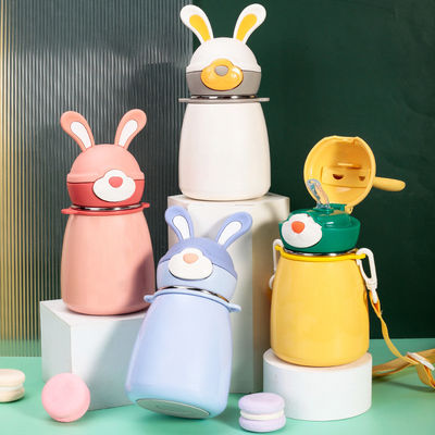 Empilhados em embalagens personalizadas de garrafas de água de leite feitas de aço inoxidável 316 para promoção