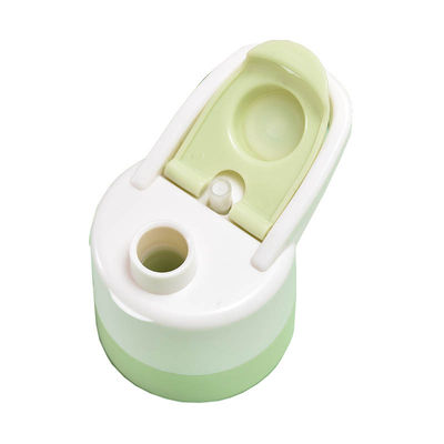 Venda direta de simples copos de água de plástico esportivo com capacidade de 750 ml