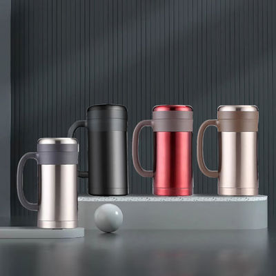 Taça de viagem de aço inoxidável com alça Desfrute de suas bebidas favoritas a qualquer momento e em qualquer lugar