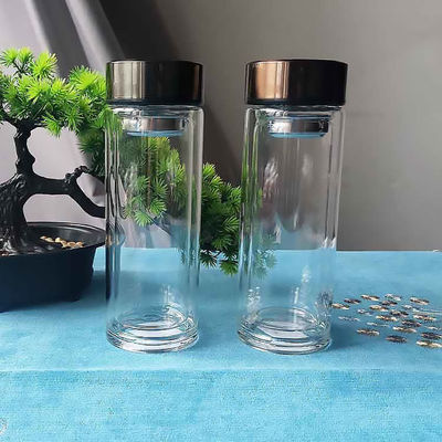 Garrafa de água de vidro de parede dupla com alto teor de borosilicato e ecológica para água fervente