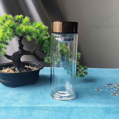 Garrafa de água de vidro de parede dupla com alto teor de borosilicato e ecológica para água fervente