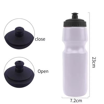 Logotipo personalizado aceitável 700ml PE plástico garrafa de água desportiva com cobertura de poeira