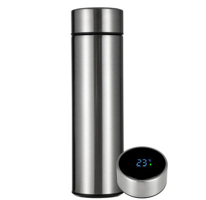Garrafa termo isolada a vácuo sem BPA com display de temperatura LED e infusor de chá