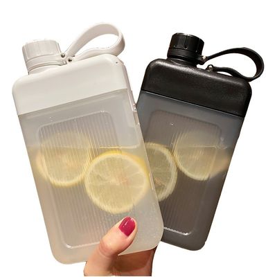 Garrafa de água quadrada portátil de 450 ml para viagens ao ar livre