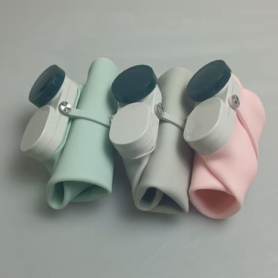 Garrafa de água reciclável Moda Garrafas de água de silicone dobráveis de 600 ml para fácil portabilidade