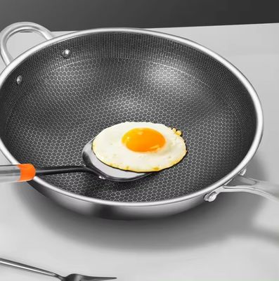 32cm 34cm Wok Pot antiaderente com tampa de vidro Feito de aço inoxidável 304 antibacteriano