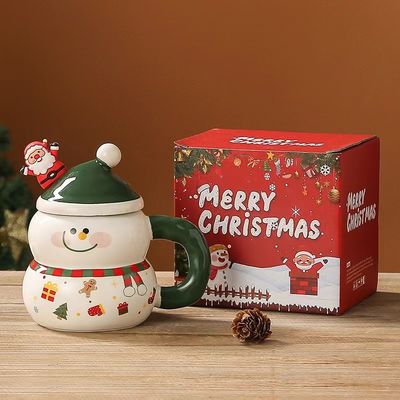 Experimente a magia do Natal com o nosso conjunto de Santa de cerâmica de 400 ml