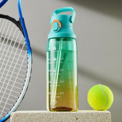 Bottle de água esportiva portátil de 750 ml para viagens