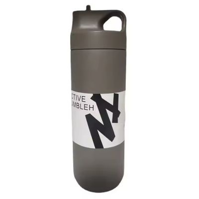 Garrafa de água quente e fria isolada 550 ml Capacidade de aço inoxidável interior tampa de palha