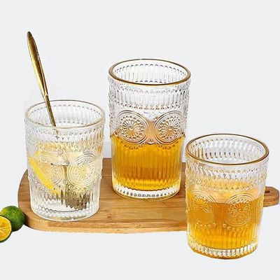 Padrão personalizado 300ml 380ml Retro Taça de vidro em relevo com borda de ouro e design de girassol