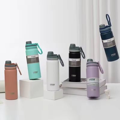 Garrafa de água isolada de aço inoxidável ideal para presentes de negócios e atividades ao ar livre