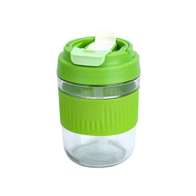 Accesível OEM/ODM 400/550ml Copo de vidro duplo à prova de derramamento com mangueira de silicone