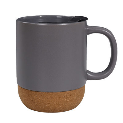 Proteção Ambiental Copo de cerâmica de 450 ml com tampa de plástico mate e fundo de cortiça