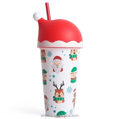 Logotipo personalizado aceitável Red Santa Hat Tumbler 20 oz Copo de plástico reutilizável para presentes