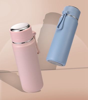 Design contemporâneo Custom BPA livre de vácuo Dupla parede garrafa de água desportiva com alça