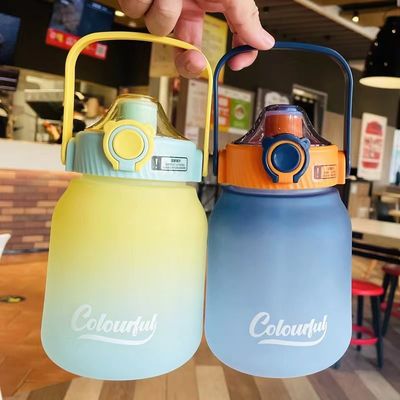 1100 ml/1300 ml garrafa de bebida criativa congelada personalizada à prova de vazamento para esportes ao ar livre / acampamento