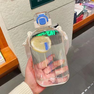 Mantenha-se hidratado em qualquer lugar 750 ml garrafa de água limpa quadrada com corda e tampa à prova de vazamento