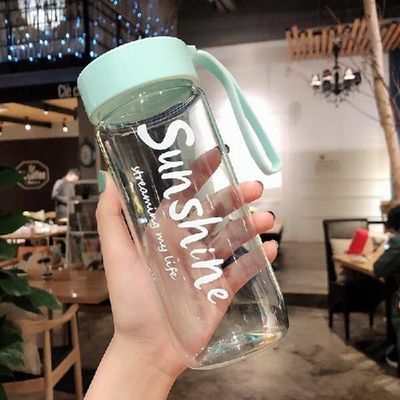 Serviço OEM aceito 600ml Copo de plástico ecológico para garrafa de água exterior do estudante