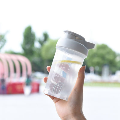 Taça de água portátil de 300 ml de plástico adaptável Taça de água portátil de crianças garrafa verde esportiva
