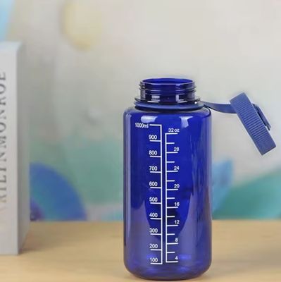 Unisex 1000ml Copo de água de grande capacidade Copo à escala impermeável com material plástico PS