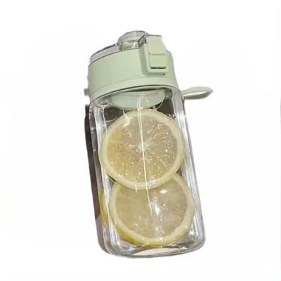 Corpo de taça transparente simples Portátil Design de tampa de primavera Botas de água de plástico à prova d'água