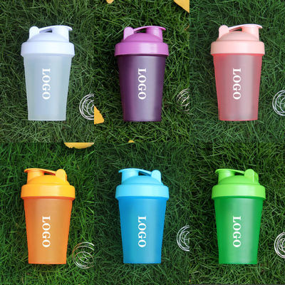 Garrafa de água de aço inoxidável personalizada para isolamento esportivo e item à prova de vazamento