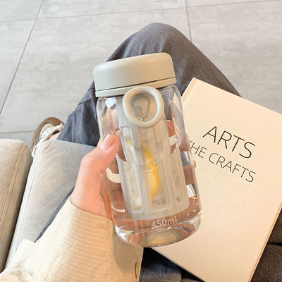Garrafa de água esportiva de plástico impermeável de 600 ml com infusor e marcador de tempo livre de BPA