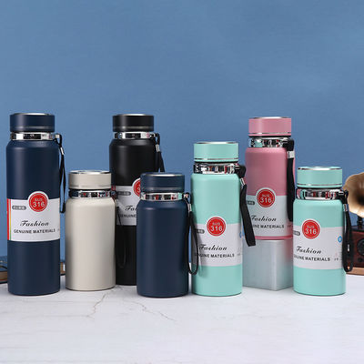 Isolado a vácuo garrafa de água de 800 ml logotipo personalizado 316 aço inoxidável perfeito para viagens