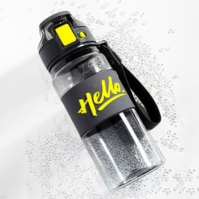 Tritan Sport Fitness com garrafa de água com marcador de tempo e palha mantém-te hidratado o dia todo
