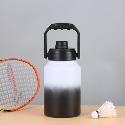 Garrafa de água de aço inoxidável de 2 litros isolada para manter as suas bebidas quentes e frias durante 24 horas