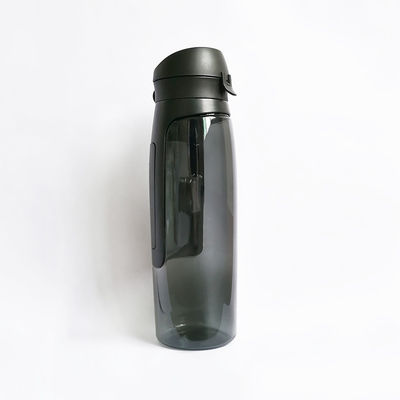 Estilo de Design Minimalista 750 ml garrafa de água plástica para desporto para hidratação em movimento