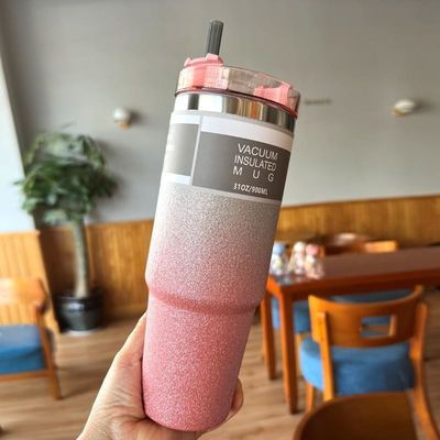 Copo de água isolado de aço inoxidável com palha