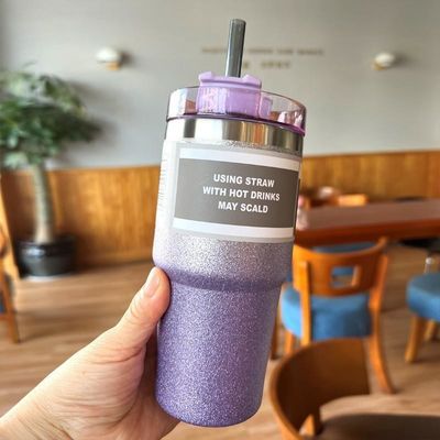 Logotipo personalizado 20 oz / 30 oz de aço inoxidável Copo de água isolado com palha
