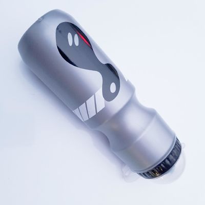 Unisex 550ml 750ml Reutilizavel BPA livre garrafa de água de compressão para bicicleta caminhada Ciclismo