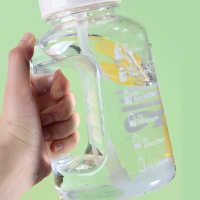 1.5L American Style Customizado garrafa de água de plástico para ginásio e carros desportivos de enchimento