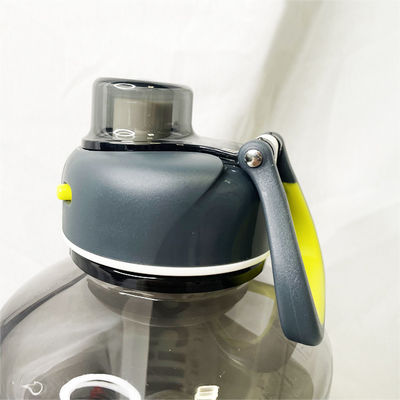 1.5L American Style Customizado garrafa de água de plástico para ginásio e carros desportivos de enchimento